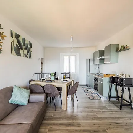 Apartment Il Sorriso Del Castelveccana